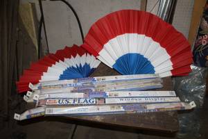 lot 393 image: Lot of (10) American Flag Dcor - Redi Shade Window Displays (x8), Bunting (x2)