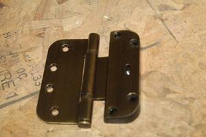 lot 351 image: Lot of (175) Shland Hardware Systems Horizontal Right Hand Adjustable Door Hinge Antique Bronze W11515HR027