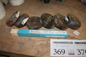 lot 369 image: Grip Rite Tie Wire 16GA 3.5lb Roll (x6 new), Ni-Rod 55X Welding Rods (in box)