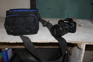 lot 374 image: Nikon SLR Camera, Nikon Lens ED Silent Wave AF-S Nikkor 28-70mm 12.8, Nikon Speedlight SB-25, Camera Bag