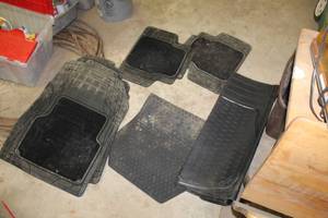 lot 294 image: Lot of (6) Car Floor Mats