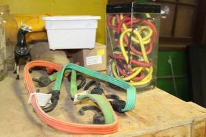 lot 281 image: Lot of Bungee Cords