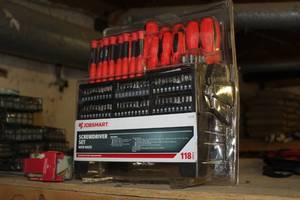 lot 330 image: Jobsmart Screwdriver Set with Rack 110-Piece (new in package)