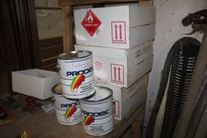 lot 326 image: Lot of (15) Lathrop Paint Prodec Quick Dry Varnish Semi-Gloss 1 Gallon Can