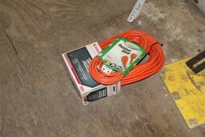 lot 341 image: Lot of (2) Power Cords - Outdoor 16GA 25, Jobsmart Outdoor 16GA 100 (new)