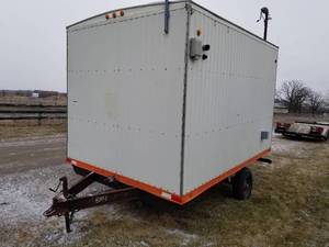 lot 2 image: 1995 Construction Trailer