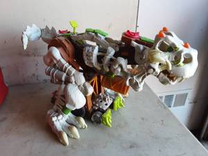 lot 4 image: Trex Mattel Toy