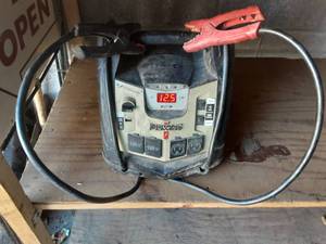 lot 18 image: Schumacher Jump Start, Air Compressor, Power Inverter