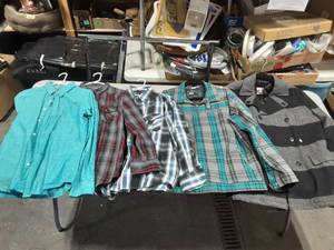 lot 37 image: Volcom & Oakley Jacket, 3-Mens Button Down Shirts Size Large
