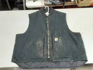 lot 38 image: Carhartt Vest Size 4X