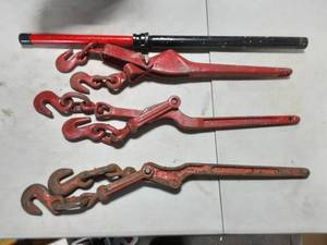 lot 44 image: 3-Load Binders