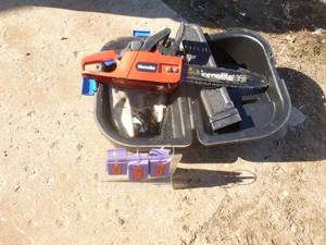 Homelite model ps33 16 chainsaw with case. As shown.
