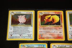 lot 16 image: 1999 Pokemon Jungle  Partial Starter Set with 49 of 64 Cards