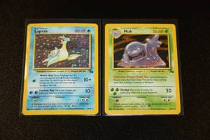 lot 21 image: 1999 Pokemon Fossil  Partial Starter Set with 37 of 62 Cards