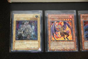lot 87 image: Yu Gi Oh Bulk Trading Card Lot  600 Cards