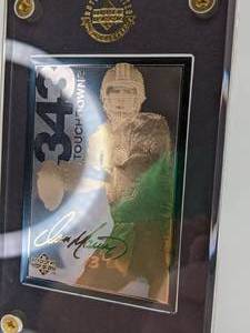 lot 42 image: 1995 Upper Deck Dan Marino #1621995 24k Gold  Nickel Special Edition Mail Away Card