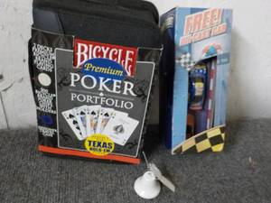 Bicycle Poker Portfolio and Die Cas...