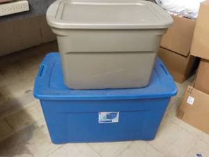 2 Tubs with Covers...