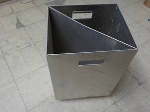 Aluminum Storage on Wheels 16 x 14...