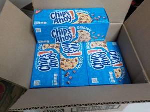 Case of 12 - 6 oz Ctns Chips Ahoy C...