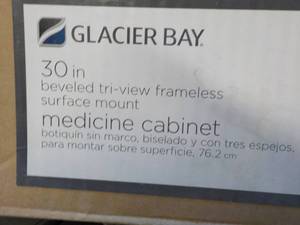 Glacier Bay 30 Beveled - slight da...