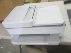 lot 61 image: hp envy pro 6455 powers on ...