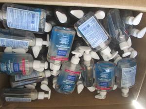 lot 220 image: 58-8floz bottles of antibacterial h...