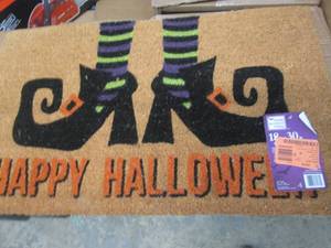 lot 298 image: 18x30 happy holloween door mat ...