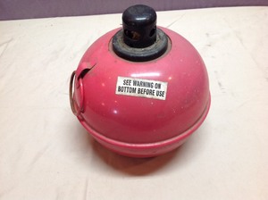 lot 40 image: Lantern