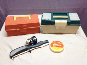 lot 46 image: Fishing Supplies