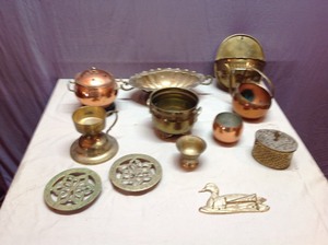 lot 53 image: Decorative Items - Some Brass