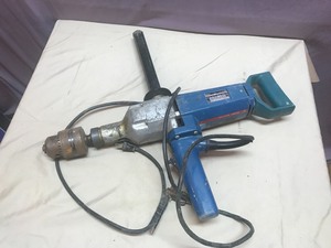lot 21 image: Bosch Drill