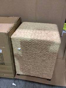 lot 9 image: Oriental Furniture 18.5 in. Rush Grass Square Stand in Natural Customer Returns See Pictures 