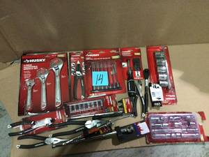 lot 14 image: MIX LOT OF HUSKY TOOLS Customer Returns See Pictures 