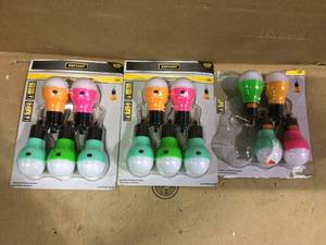 lot 72 image: Defiant 40 Lumens LED Bulb Light with Clip (5-Pack) 18FL0104 Customer Returns See Pictures 
