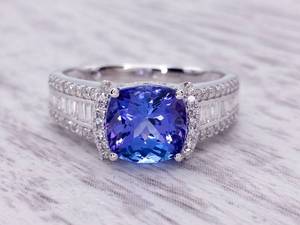 Brand New Lovely Effy Natural High Grade Tanzanite and Diamond Ring in 14k White Gold $4999 Retail Tag (Included) VIDEO