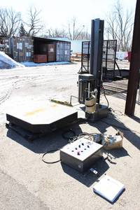 lot 3 image: Platform Automatic Stretch Wrap Machine