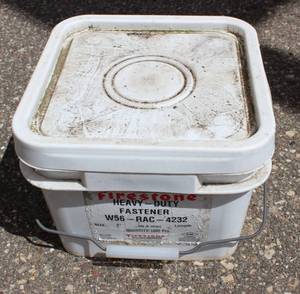 lot 23 image: 2 (50.8 MM) Length,  #  W 56 - RAC - 4232 Heavy Duty Fastener