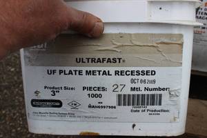 lot 33 image: 3 Diameter UF Plate Metal Recessed