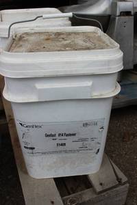 lot 36 image: 10 (250 mm) Length # 14 Fastener
