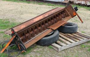 lot 15 image: Sander For Sanding Truck