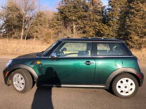 2009 Mini Cooper - 1 OWNER - 75,038 miles