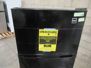 lot 117 image: Rca 7.5 cu. ft. Mini Refrigerator in Black RFR741-BLACK