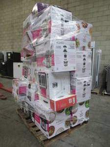 lot 203 image: WHOLESALE MIXED PALLET OF MICELLANOUS COOKWARE, SMALL KITCHEN APPLIANCES AND INSTANT POTS