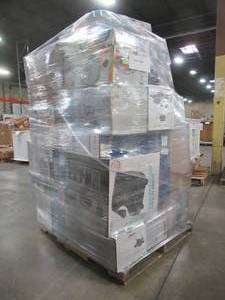 lot 306 image: WHOLESALE MIXED PALLET OF MICELLANOUS COOKWARE, SMALL KITCHEN APPLIANCES, AND SMALL HOUSEWARES