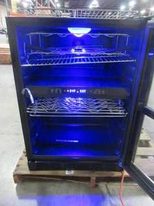 lot 314 image: Magic Chef 44 Bottle Dual Zone Wine Cooler in Stainless Steel HMWC44DZ