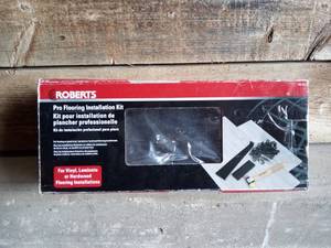 lot 100 image: Pro Flooring Installation Kit for Vinyl, Laminate and Hardwood Flooring by Roberts