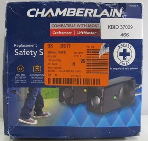 lot 466 image: Chamberlain Replacement Safety Sensors for Garage Doors 801CB-P