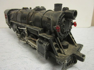 lot 127 image: VINTAGE BRASS O GAUGE TRAIN LOCOMOTIVE