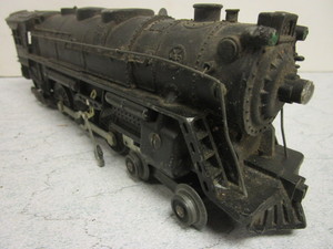 lot 166 image: VINTAGE BRASS O GAUGE TRAIN LOCOMOTIVE